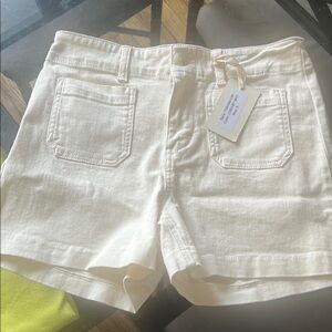 L.T.J Women's Cream stretch Jean Shorts